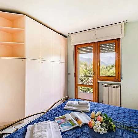Apartment La Chimera 700m From Sea - Happy